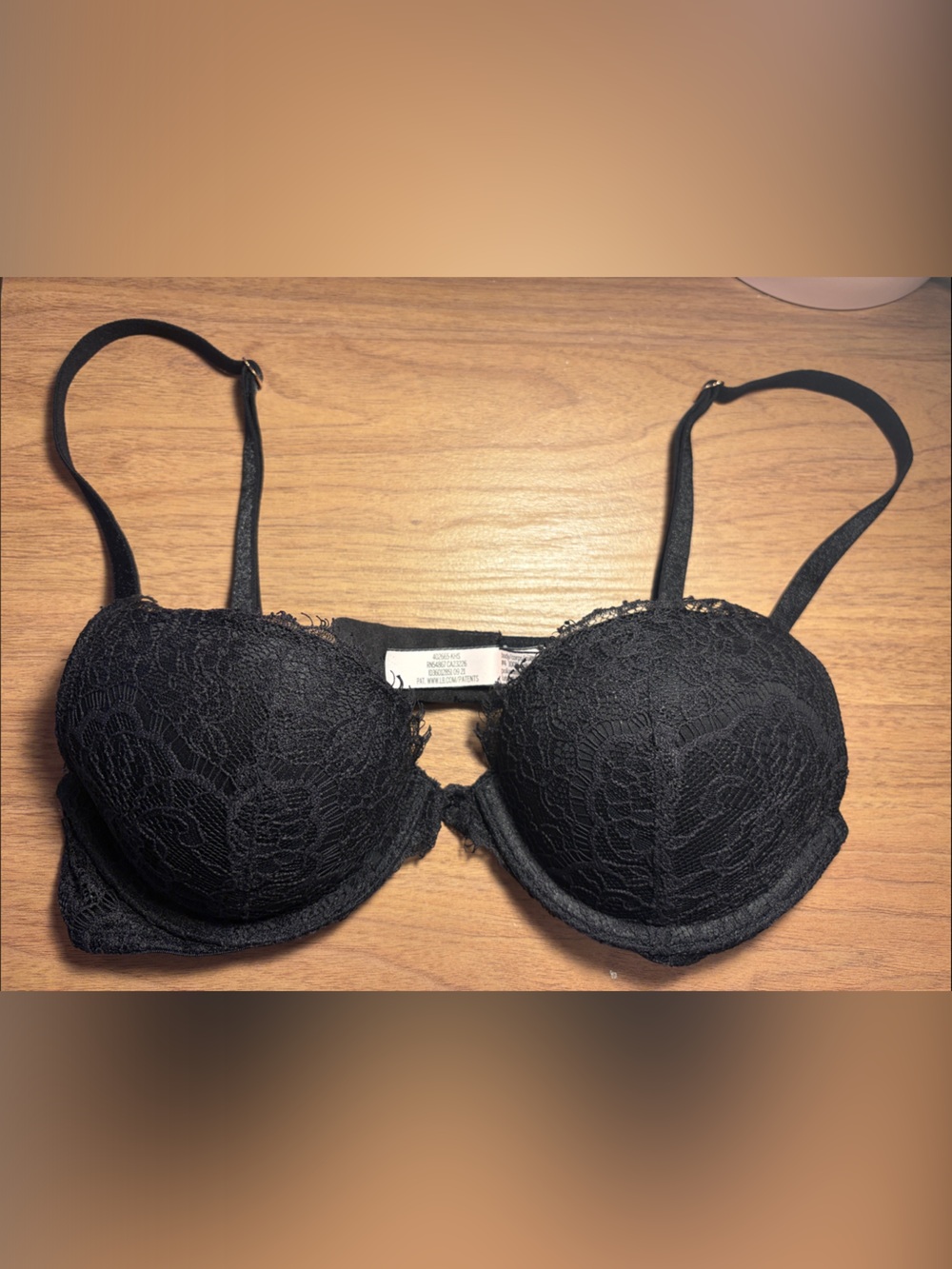 Victoria Secret - Black Lace Push-up Bra - 34A